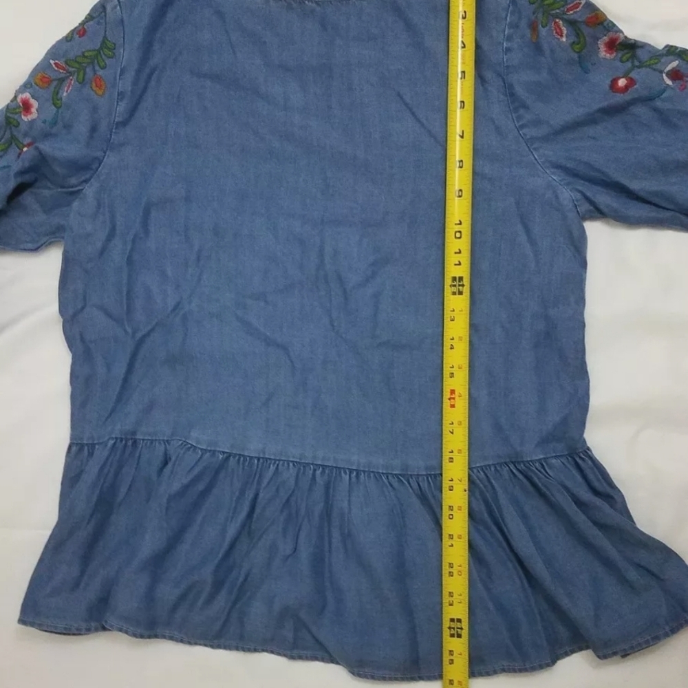 Beach Lunch Lounge Chambray Embroidered Peplum M - Picture 5 of 7